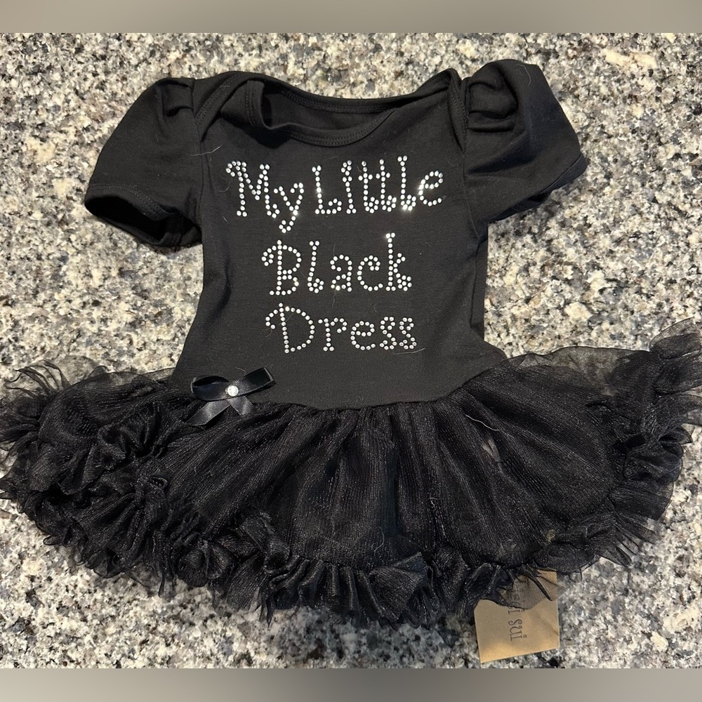 Kirei Sui Size Small (baby) My Little Black Dress Short Puffy sleeve onesie